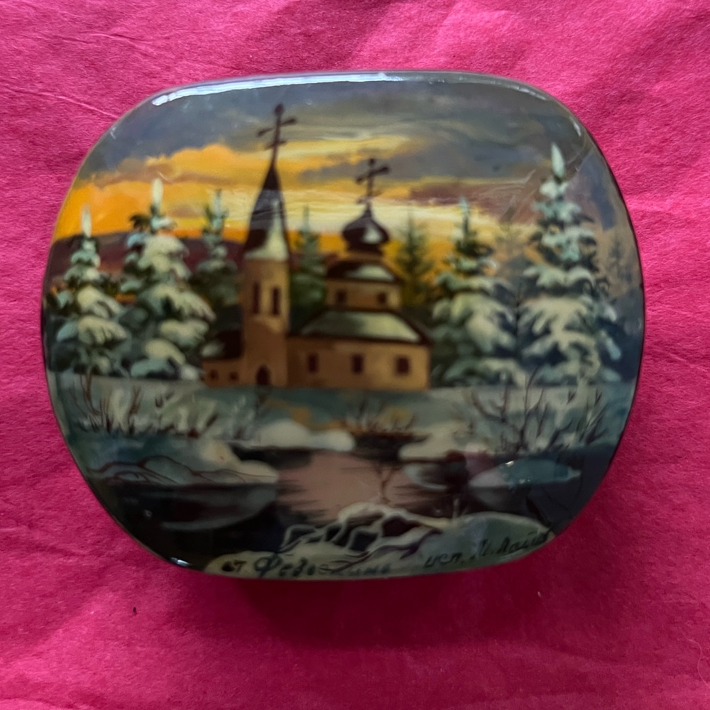 Russian jewelry box